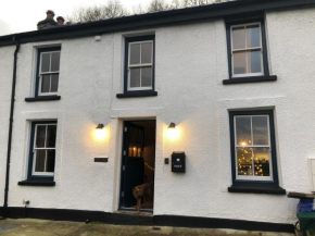 Gorgeous North Pembs Cottage